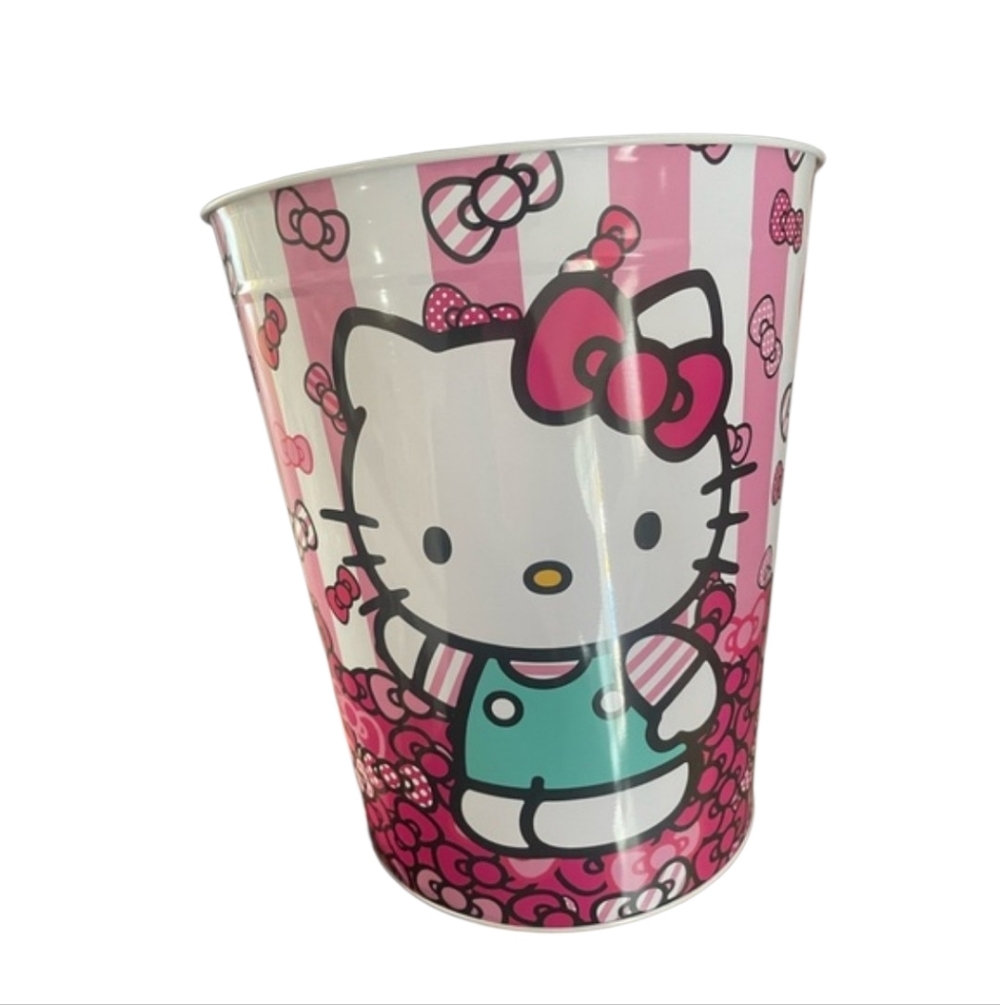Hello Kitty Pink Waste Bin - Picture 3 of 4